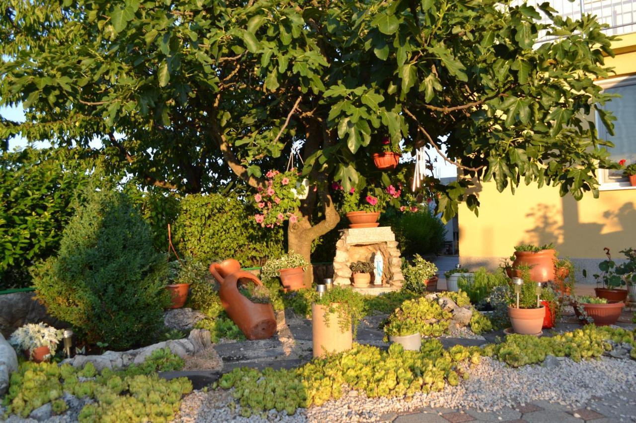 Casa Dela - Medjugorje Bed and Breakfast Εξωτερικό φωτογραφία