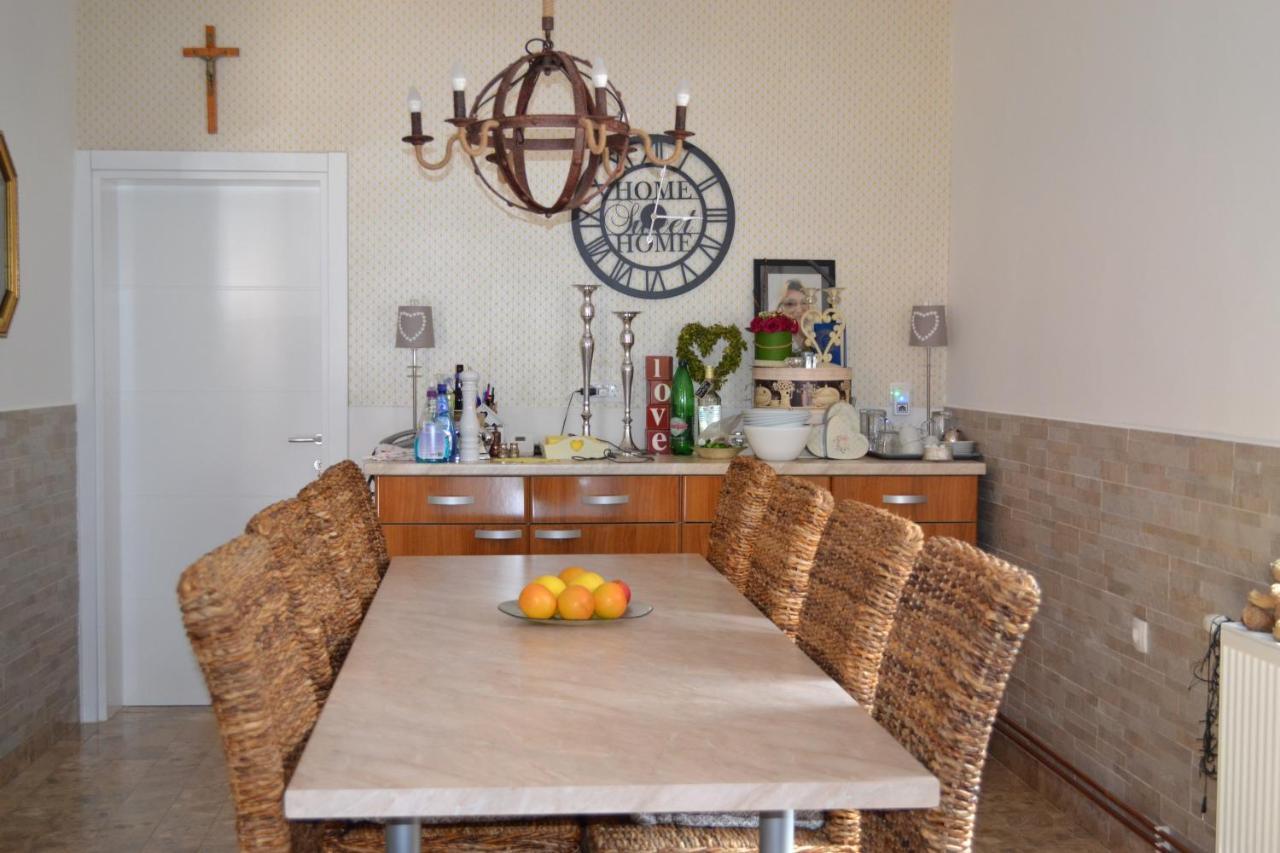 Casa Dela - Medjugorje Bed and Breakfast Εξωτερικό φωτογραφία